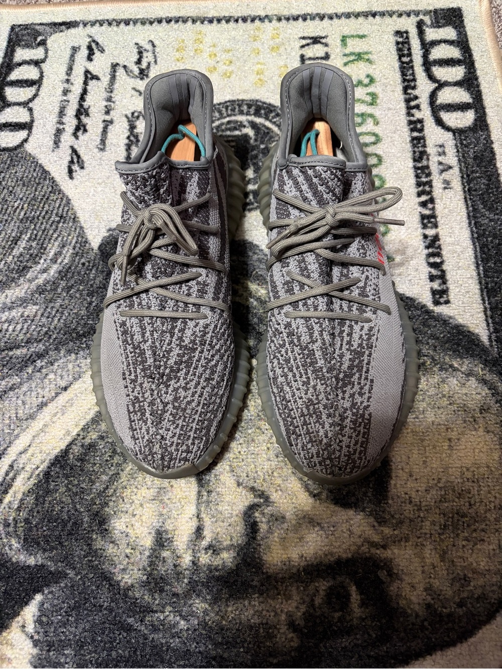 Yeezy 350 v2 beluga 2.0